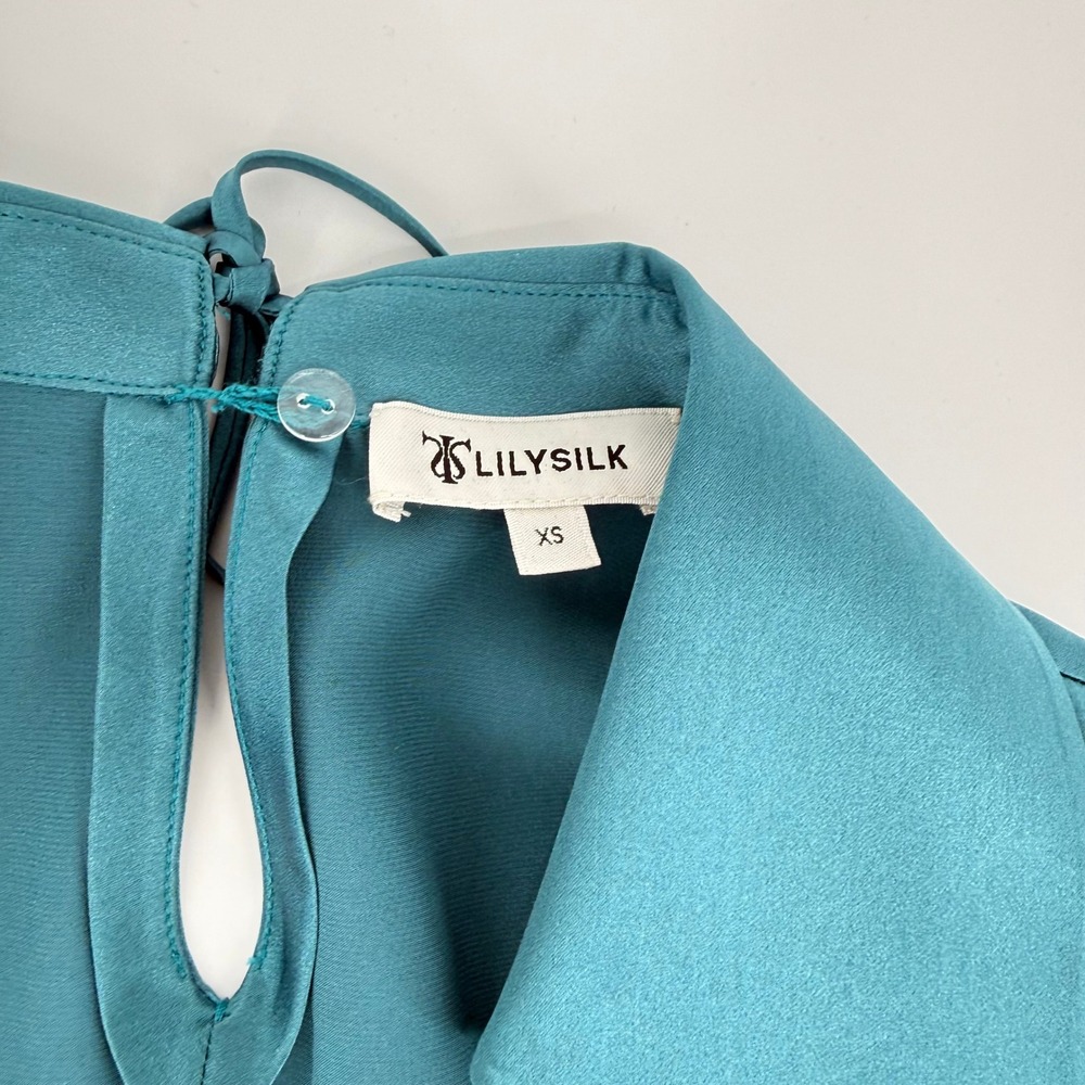 Lilysilk Mulberry Silk Wrapover Cropped Shirt Blouse Adriatic Blue Women Org$185 - Picture 6 of 12